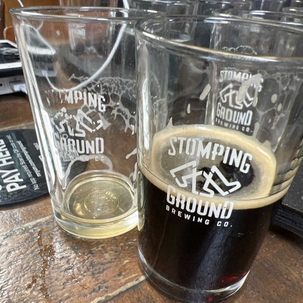 Снимок сделан в Stomping Ground Brewery &amp; Beer Hall пользователем Tommy 5/28/2022