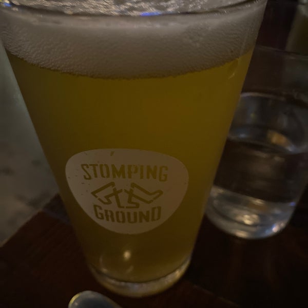 3/12/2021にTommyがStomping Ground Brewery &amp; Beer Hallで撮った写真