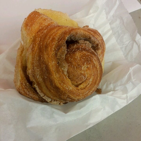 Photo taken at La Farine Boulangerie Patisserie by 420foodie on 3/5/2013