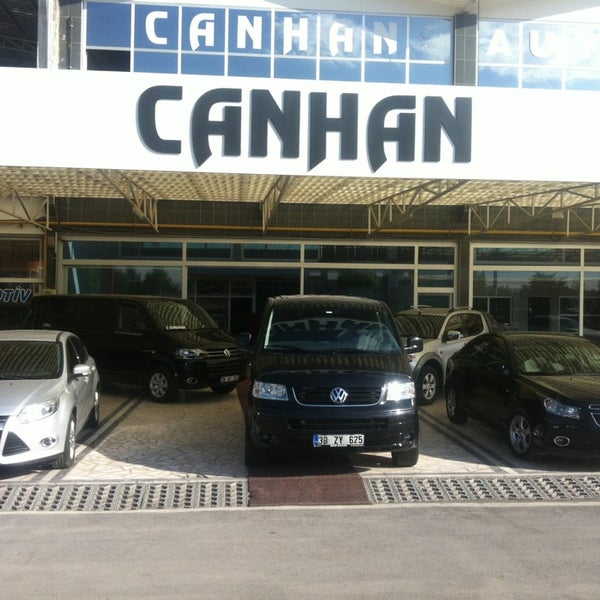 photos at canhan auto