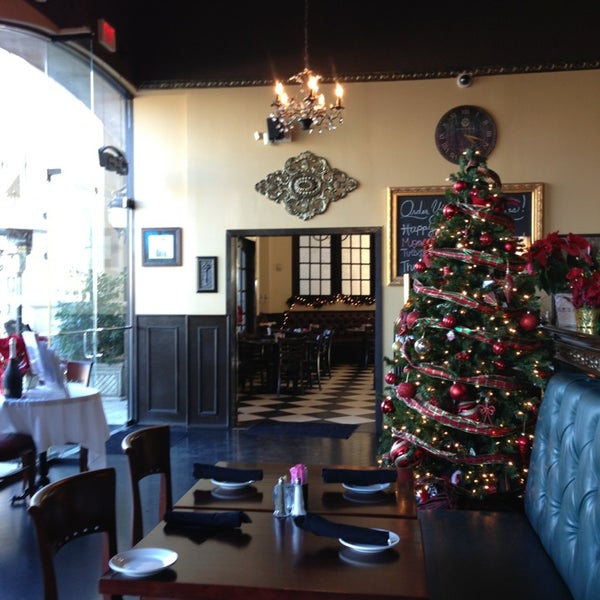 Снимок сделан в Bonnie Ruth&#39;s Cafe пользователем Natalya Y. 12/29/2012