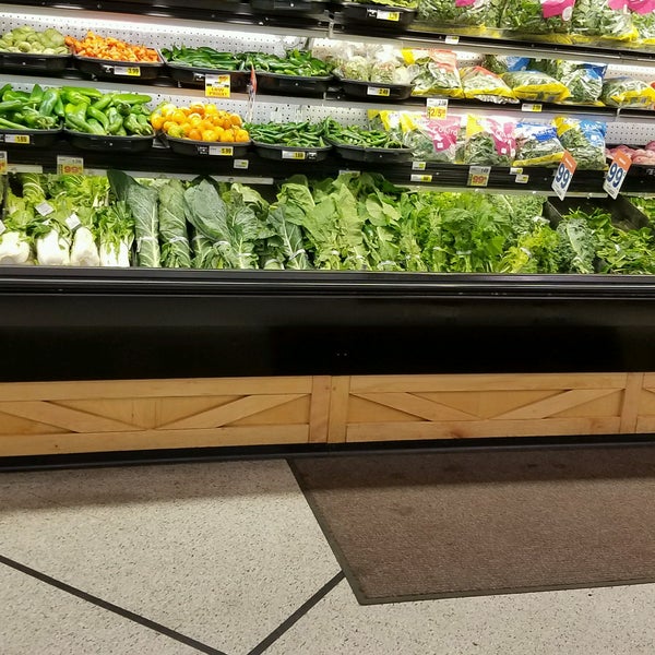 Stater Bros. Markets Grocery Store in Colton