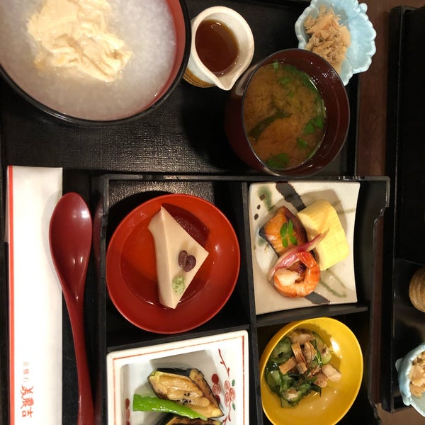 Photos At 京懐石 美濃吉 ホテル京阪京都 2 Tips From 27 Visitors