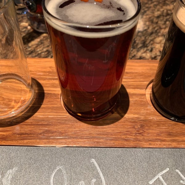 Photo taken at BJ&#39;s Restaurant &amp; Brewhouse by Bill J. on 2/24/2019