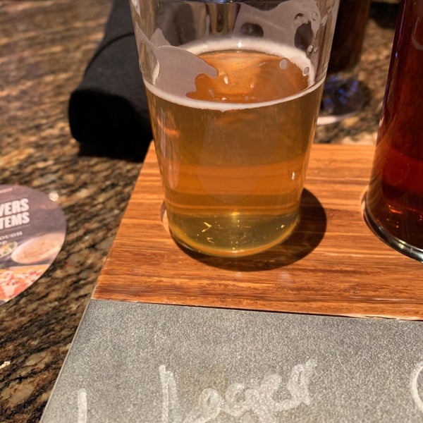 Photo taken at BJ&#39;s Restaurant &amp; Brewhouse by Bill J. on 2/24/2019