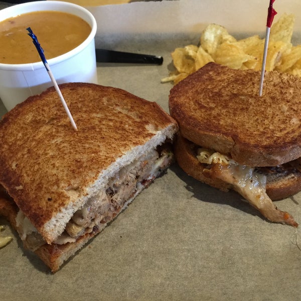 Foto tirada no(a) Noble Sandwich Co. por Bill J. em 1/17/2015