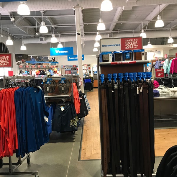 Columbia Sportswear Company Clothing Store In San Clemente