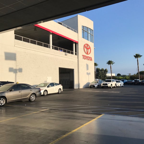 Carson Toyota Auto Dealership in Carson