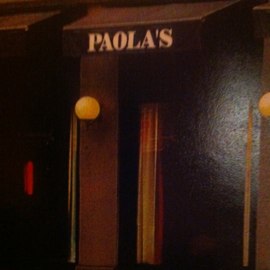 รูปภาพถ่ายที่ Paola&#39;s Restaurant โดย Brian B. เมื่อ 9/28/2012