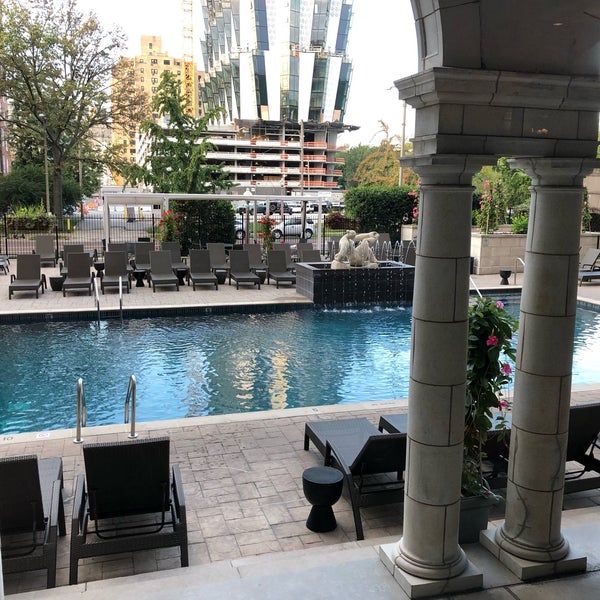Photo taken at The Royal Sonesta Chase Park Plaza St. Louis by Jamie on 9/15/2019