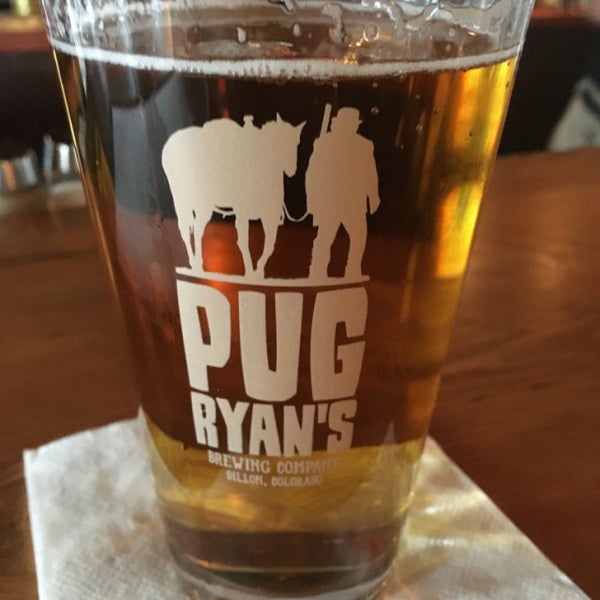 รูปภาพถ่ายที่ Pug Ryan&#39;s Brewery โดย Tom B. เมื่อ 7/13/2017