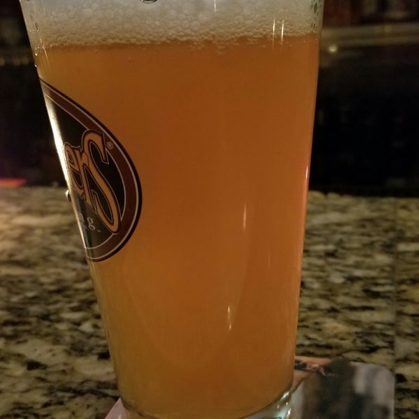 Photo taken at Taproom on 19th by Nina J. on 6/28/2018