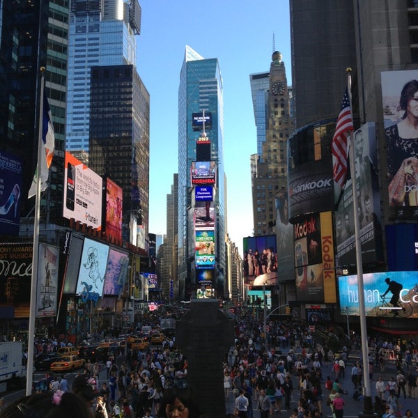 6/12/2013 tarihinde Varya S.ziyaretçi tarafından Broadway @ Times Square Hotel'de çekilen fotoğraf