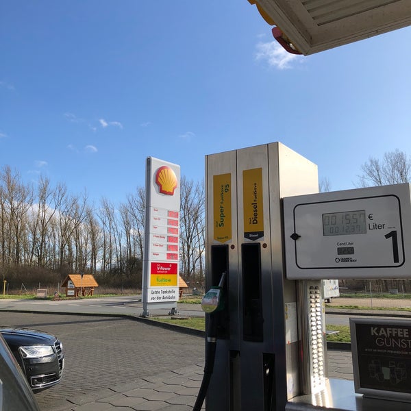 Photo taken at Shell by Michael G. on 2/25/2020