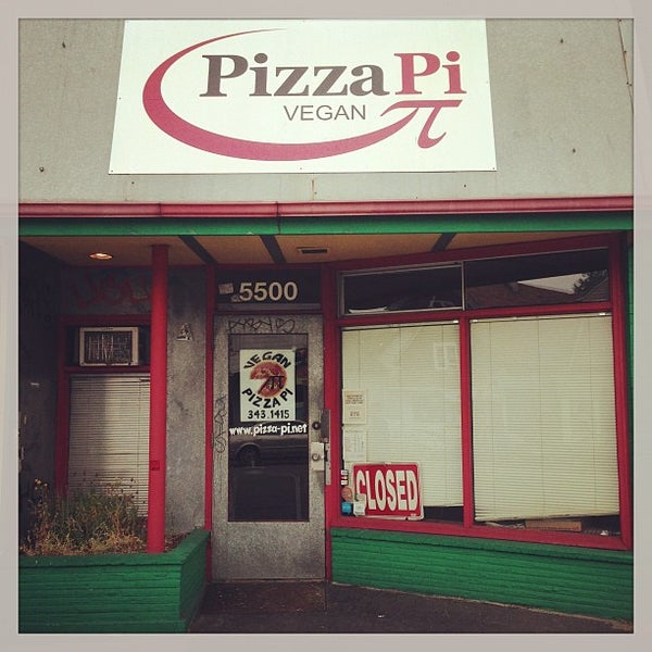 Foto scattata a Pizza Pi da Ethan t. il 7/21/2013