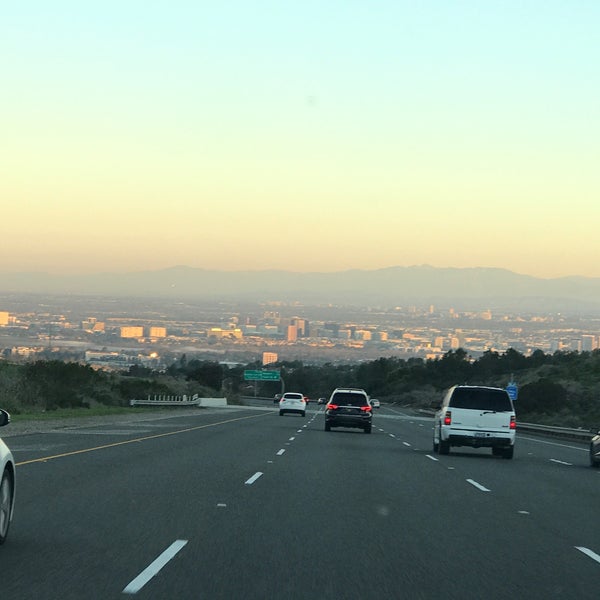 Catalina View Toll Plaza Newport Beach'da Geçiş Gişesi Alanı'da