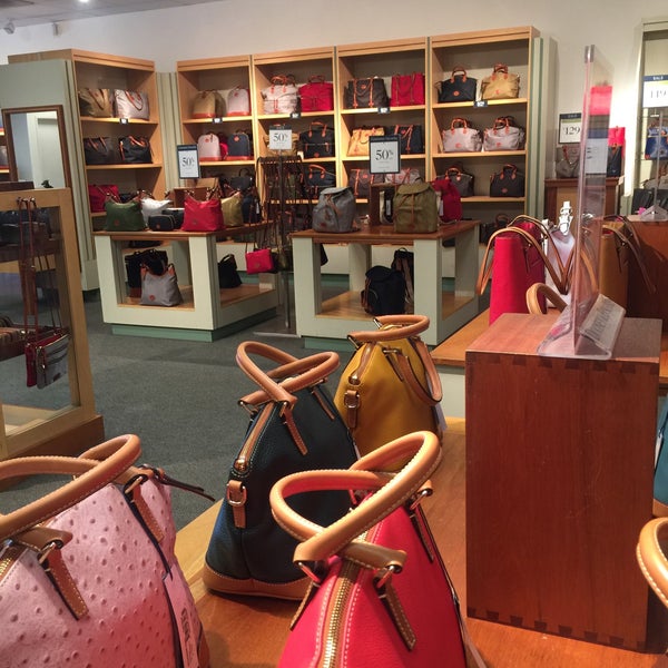 dooney and bourke outlet mall