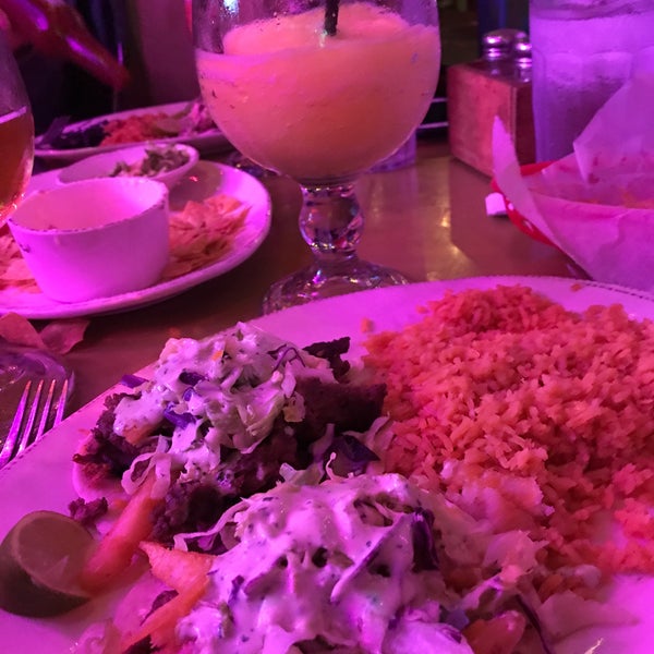 Снимок сделан в Fred&#39;s Mexican Cafe пользователем Robin P. 12/9/2019