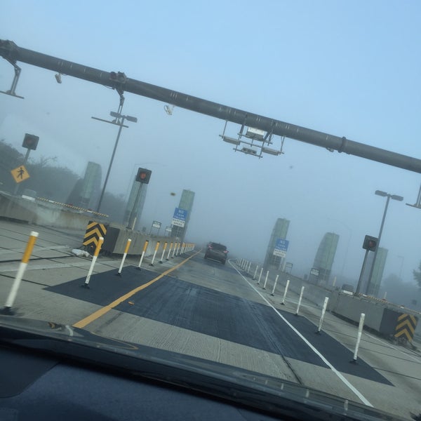 Catalina View Toll Plaza Newport Beach'da Geçiş Gişesi Alanı'da