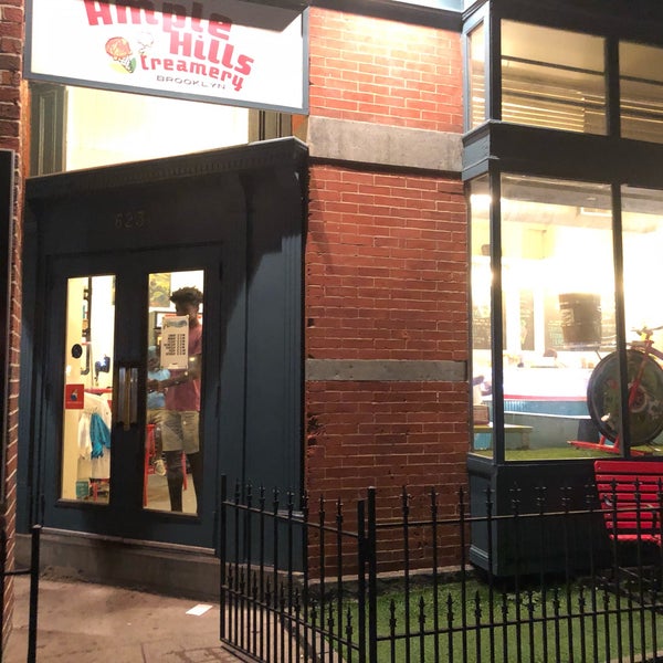 Foto scattata a Ample Hills Creamery da Myhong C. il 7/4/2019