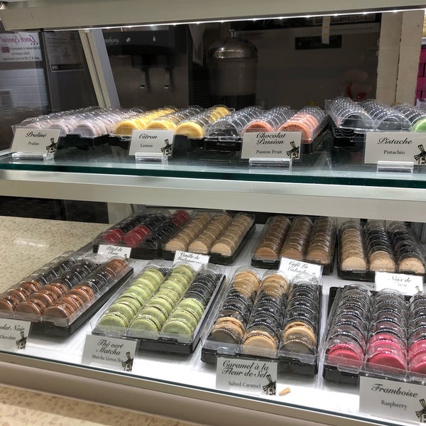 Photo taken at Mille-Feuille Bakery by Myhong C. on 1/9/2019