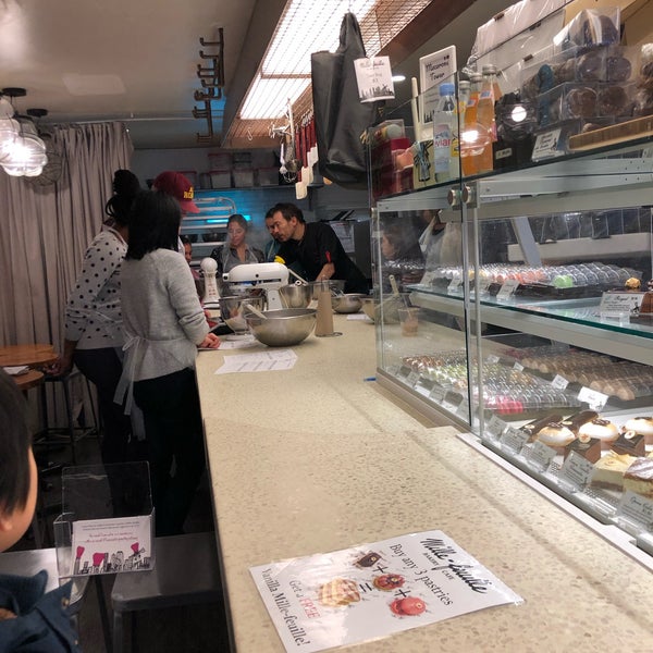 Das Foto wurde bei Mille-Feuille Bakery von Myhong C. am 1/9/2019 aufgenommen