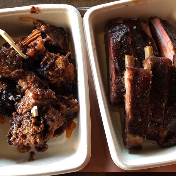 Photo taken at Mighty Quinn&#39;s BBQ by Myhong C. on 8/16/2019