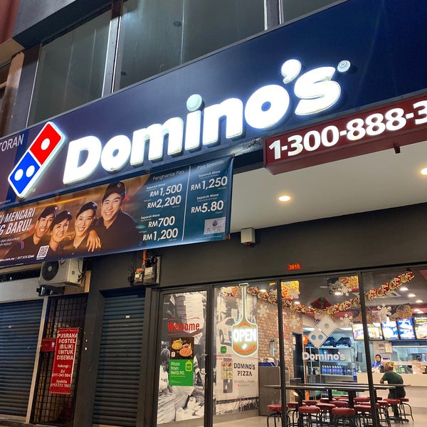 Dominos Rasah Jaya Pizza Place In Seremban