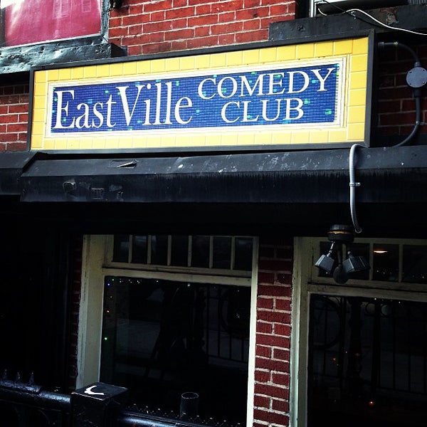 5/20/2013にKyle T.がEastville Comedy Clubで撮った写真