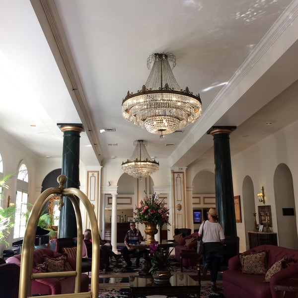 4/19/2017 tarihinde Renata T.ziyaretçi tarafından Bourbon Orleans Hotel'de çekilen fotoğraf
