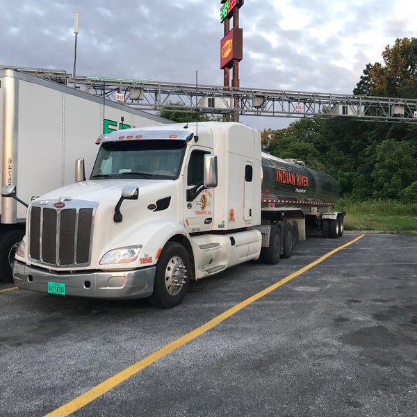 Flying J Gas Station in Carneys Point