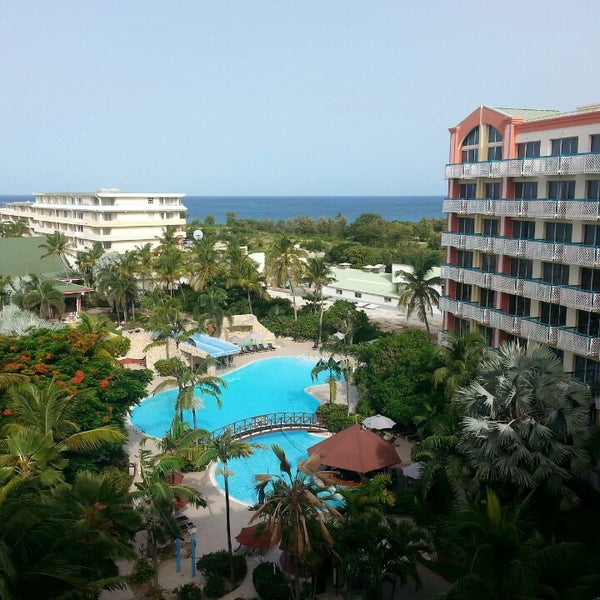 8/2/2013 tarihinde David T.ziyaretçi tarafından Sonesta Maho Beach Resort, Casino &amp; Spa'de çekilen fotoğraf