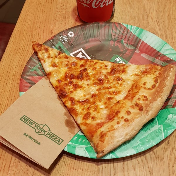 Photo taken at New York Pizza by José B. on 7/3/2018