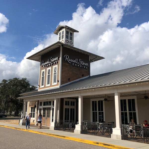 Photos at Russell Stover Candies Outlet Store 950 Industrial Dr