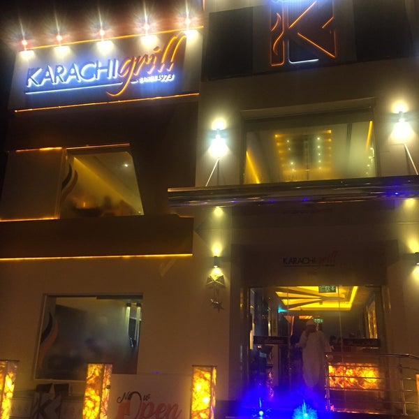 Das Foto wurde bei Karachi Grill Restaurant von NidNas am 7/13/2018 aufgenommen