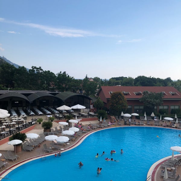Снимок сделан в Sun City Hotel &amp; Beach Club пользователем Çağla 🫒 6/17/2019