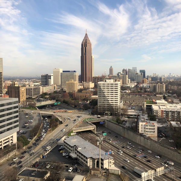 รูปภาพถ่ายที่ Hilton Atlanta โดย AKB เมื่อ 3/9/2020
