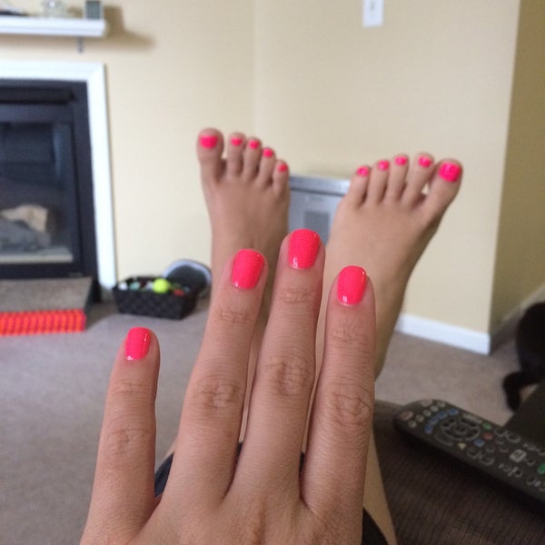 Colorful Nails Farmington 9 tips