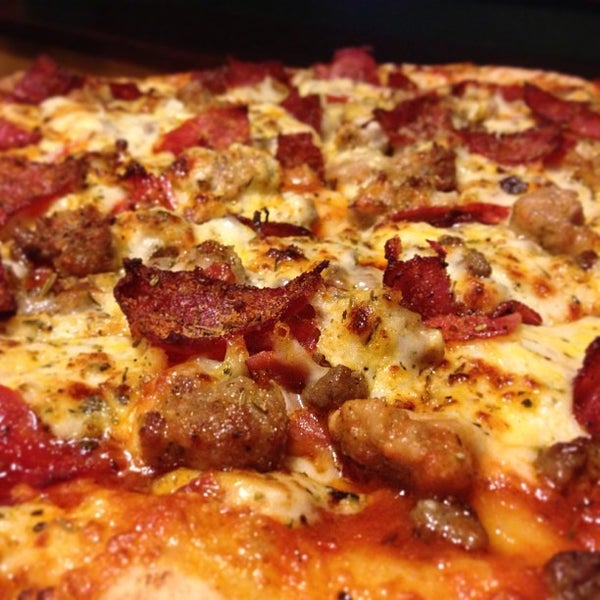 Larosa S Pizzeria Pizza Place In Westwood