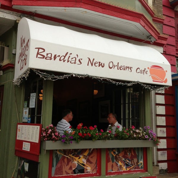 Photo taken at Bardia&#39;s New Orleans Cafe by Sam P. on 8/16/2013