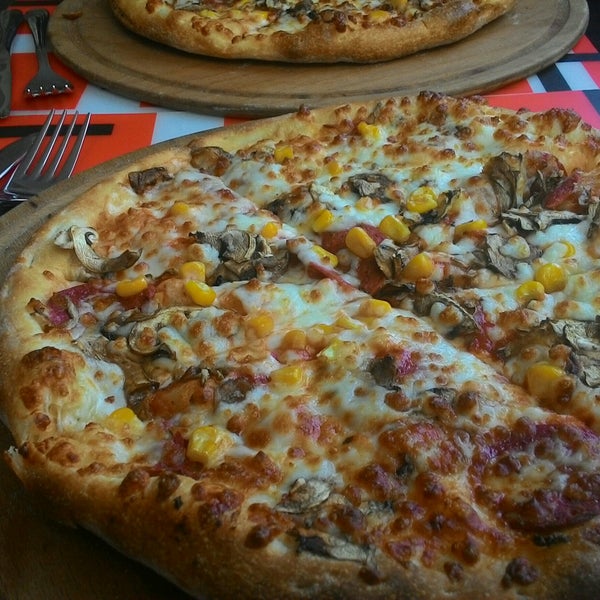 Пицца лайн. Pizza hotline - level select lp. Пицца море и горы. Pizza line. Пицца море и горы.