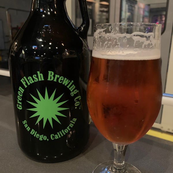 Снимок сделан в Green Flash Brewing Company пользователем Sparky W. 1/1/2019
