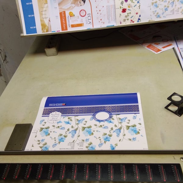 Эффекты на майках. Китайцы в худи. Ma®ket футболка с принтом. Smiley world одежда. Ma print.