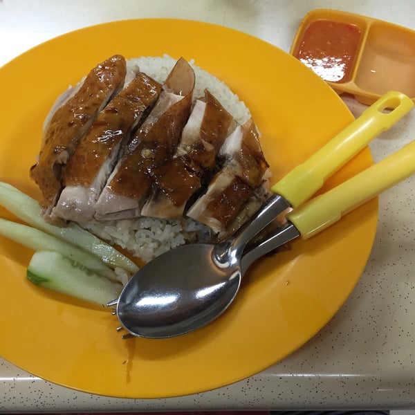 Edmond Chicken Rice Asian Restaurant in Central Region