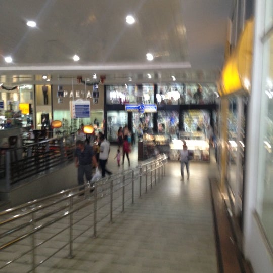 Photo taken at Araguaia Shopping by Thiago H. on 11/1/2012