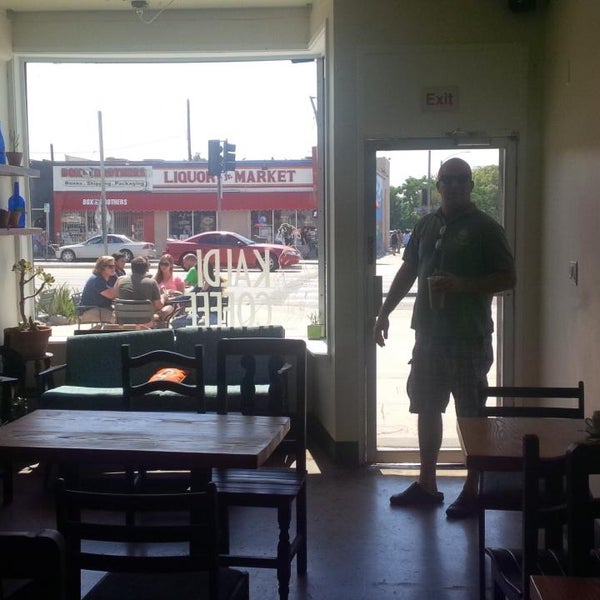 8/18/2013 tarihinde Nicole L.ziyaretçi tarafından Kaldi Coffee'de çekilen fotoğraf