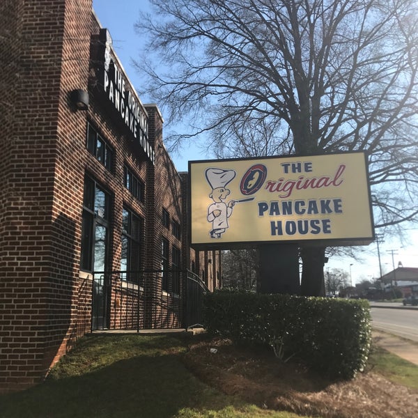 Foto tirada no(a) Original Pancake House por Nick S. em 3/4/2017