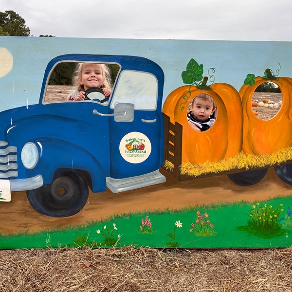 10/19/2019 tarihinde Nick S.ziyaretçi tarafından Anne Springs Close Greenway'de çekilen fotoğraf