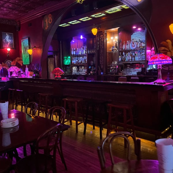 Shakers Ghost Tour Tour Provider in Walker's Point