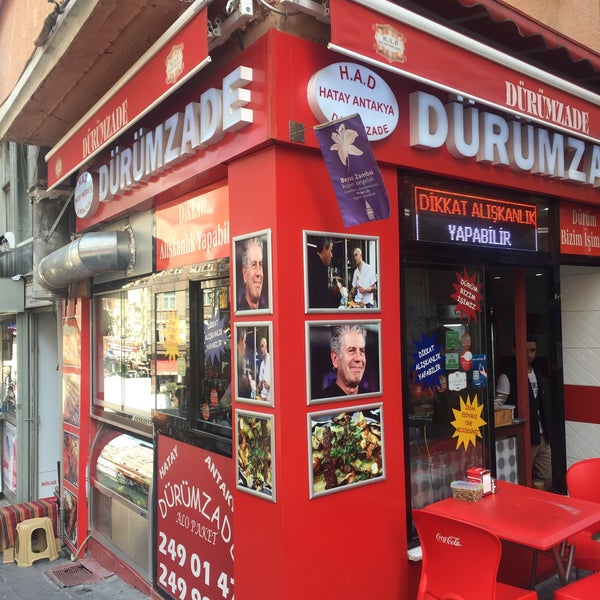 รูปภาพถ่ายที่ Dürümzade โดย batislam เมื่อ 10/11/2016